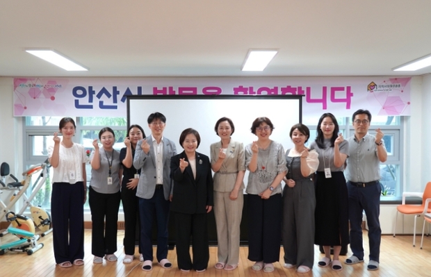 경기도의회 차유미 의원, 통합돌봄 모범 사례 안산 보배케어안심주택 방문
