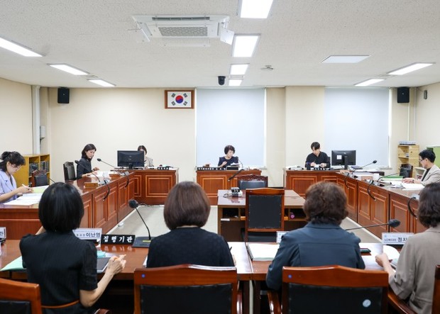 안양시의회 복지환경위원회, 집행기관과 현안사항 간담회 개최