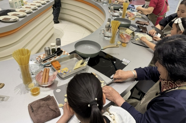 수원시 장안구 정자2동, 스타필드와 함께 '우리동네 나눔클래스' 파스타 만들기 운영